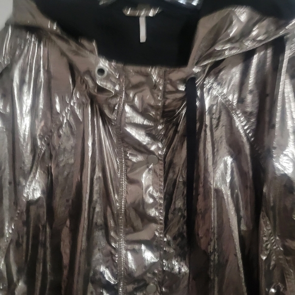 Free People sinched waist with hood rain jacket size xs/s oversized - Picture 14 of 16